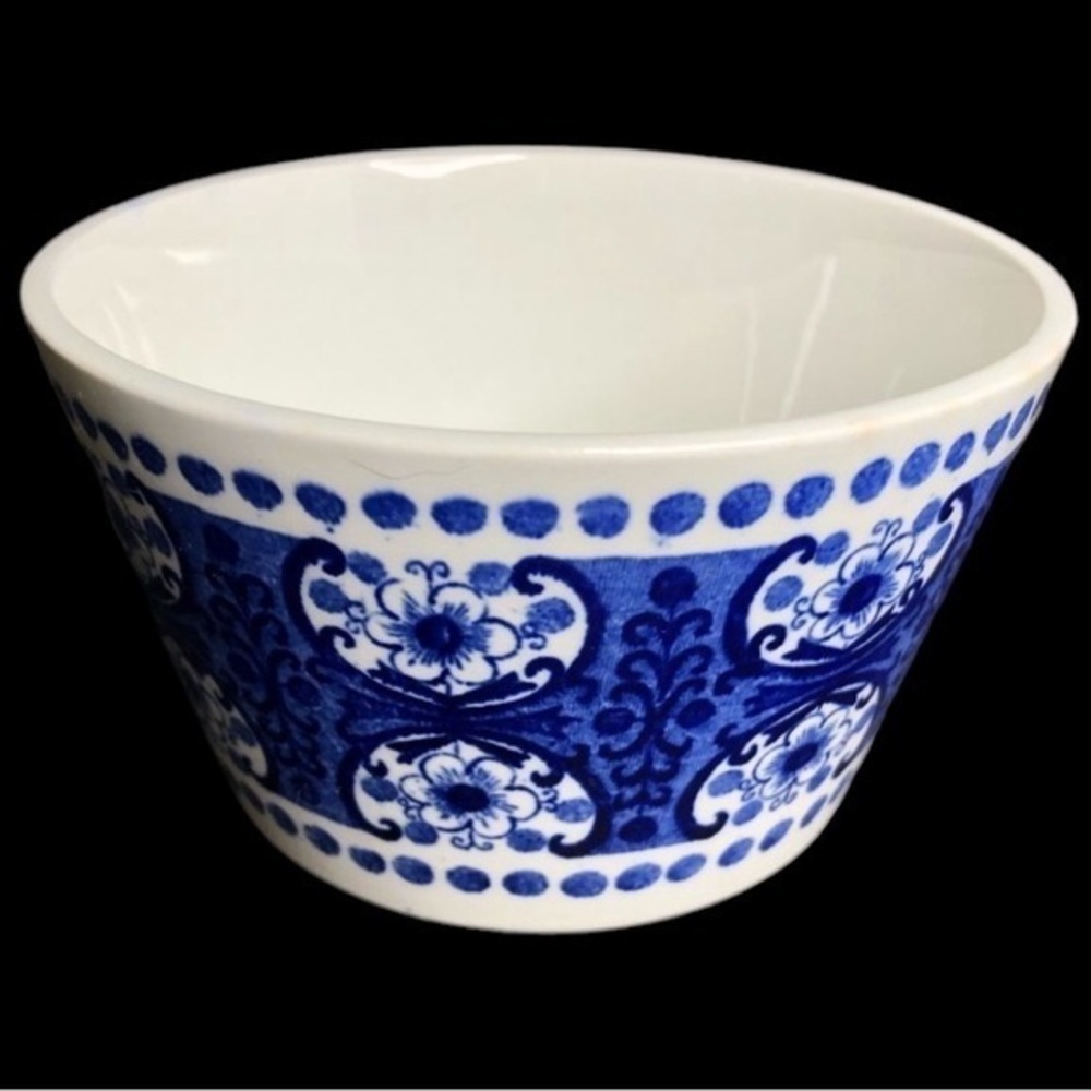 VTG Arabia of Finland Ali Blue 5” Vegetable Bowl in EUC